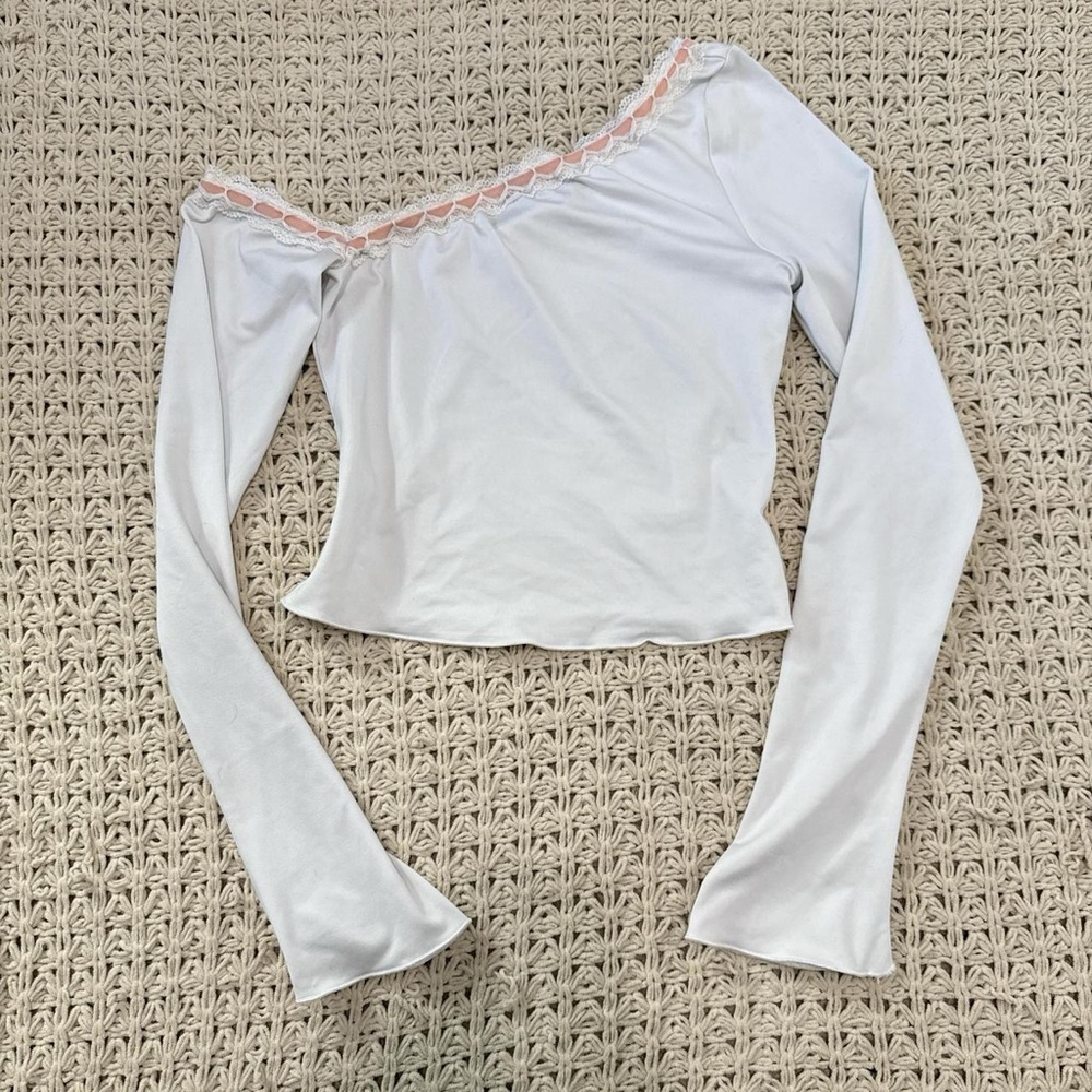 Beginning Boutique White Off-Shoulder Lace Top